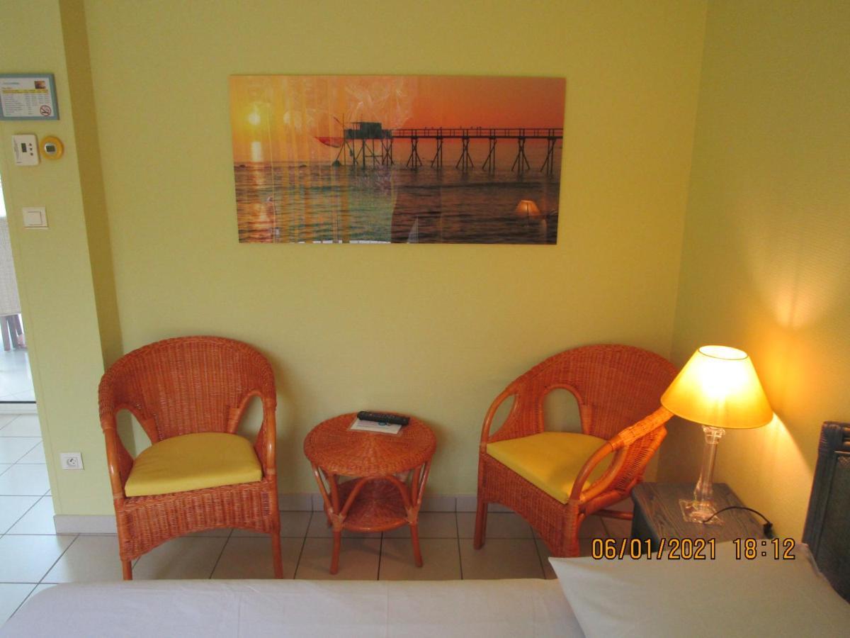 Locatlantique Bed & Breakfast Aytre Exterior photo